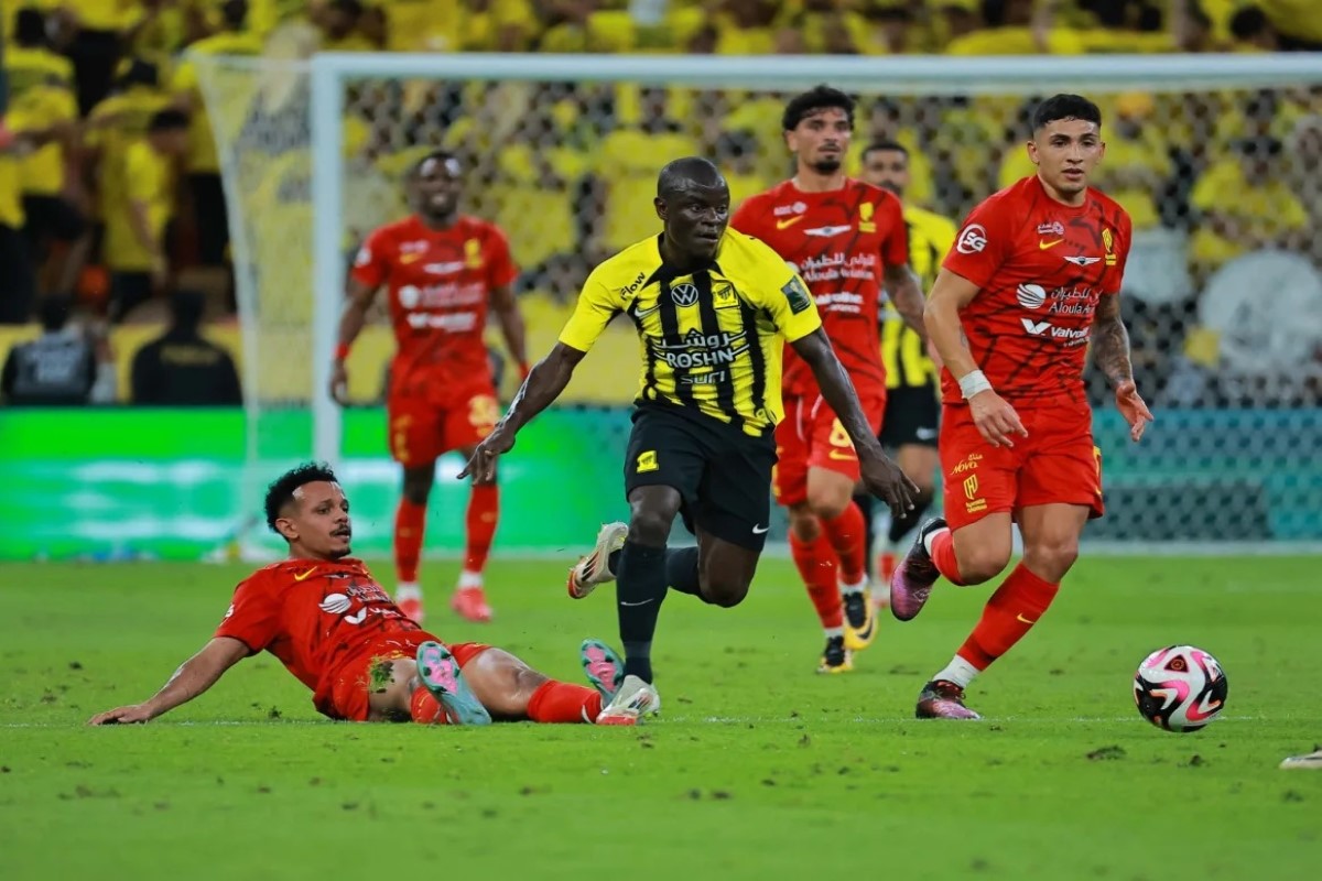 معلق مباراة الاتحاد والقادسية 