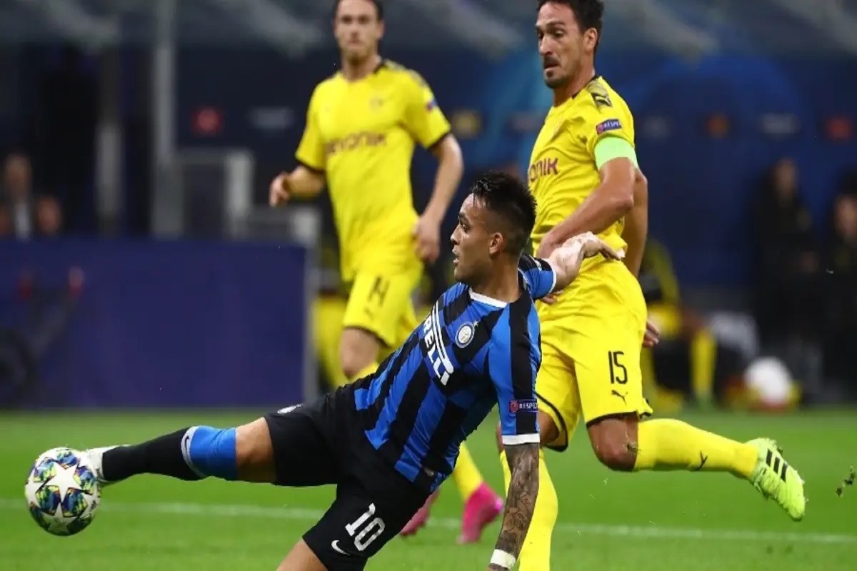 القنوات الناقلة لمباراة إنتر ميلان وبوروسيا دورتموند 