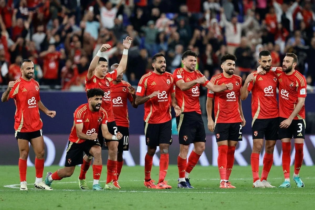 مباراة الأهلي وسموحة 