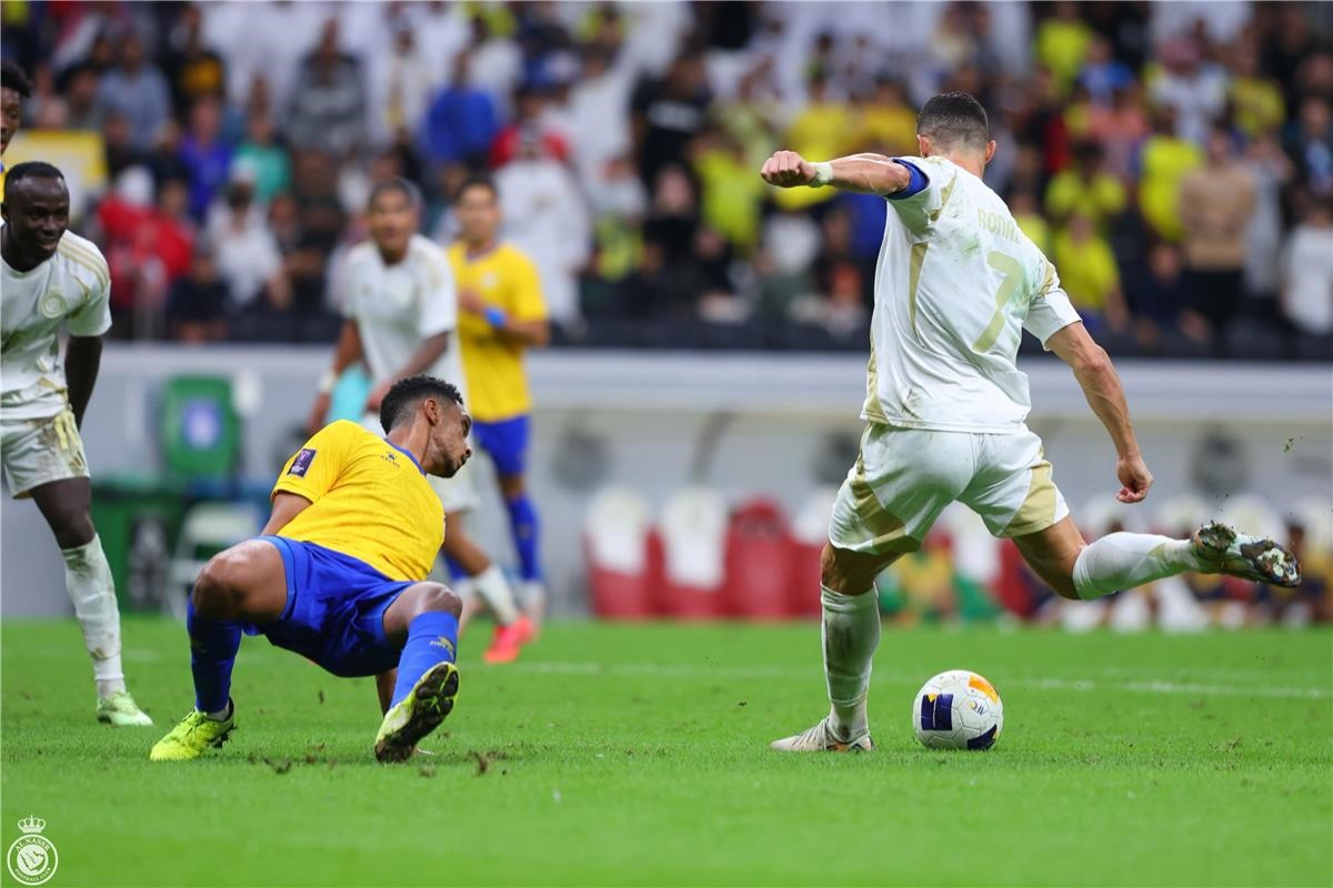 القنوات الناقلة لمباراة النصر وضمك 