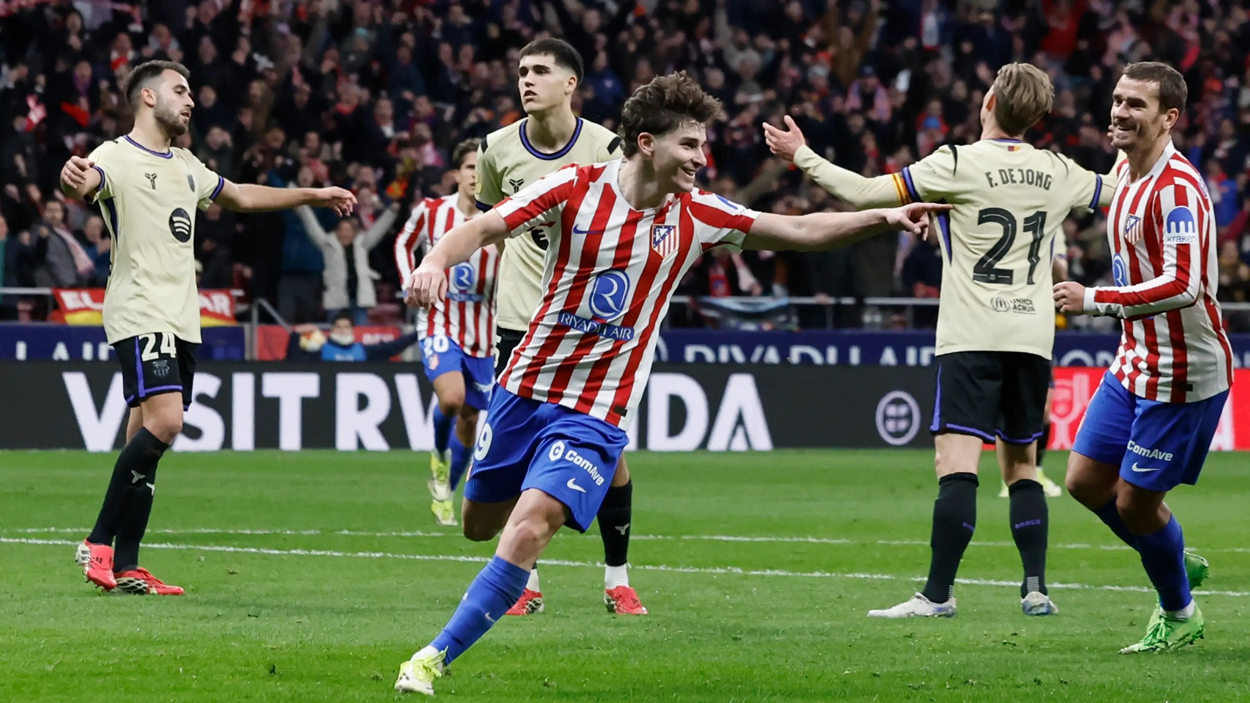  القنوات الناقلة لمباراة برشلونة واتلتيكو مدريد 