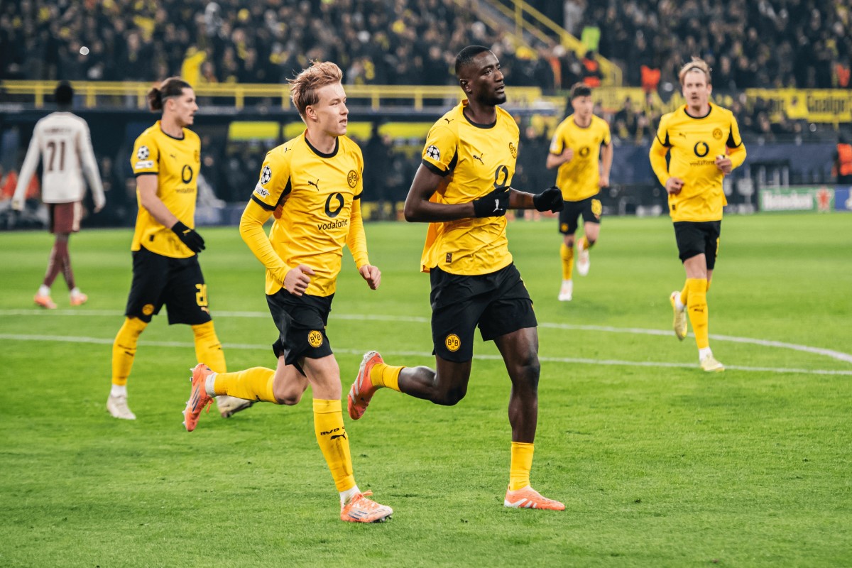 مباراة بوروسيا دورتموند وأوجسبورج