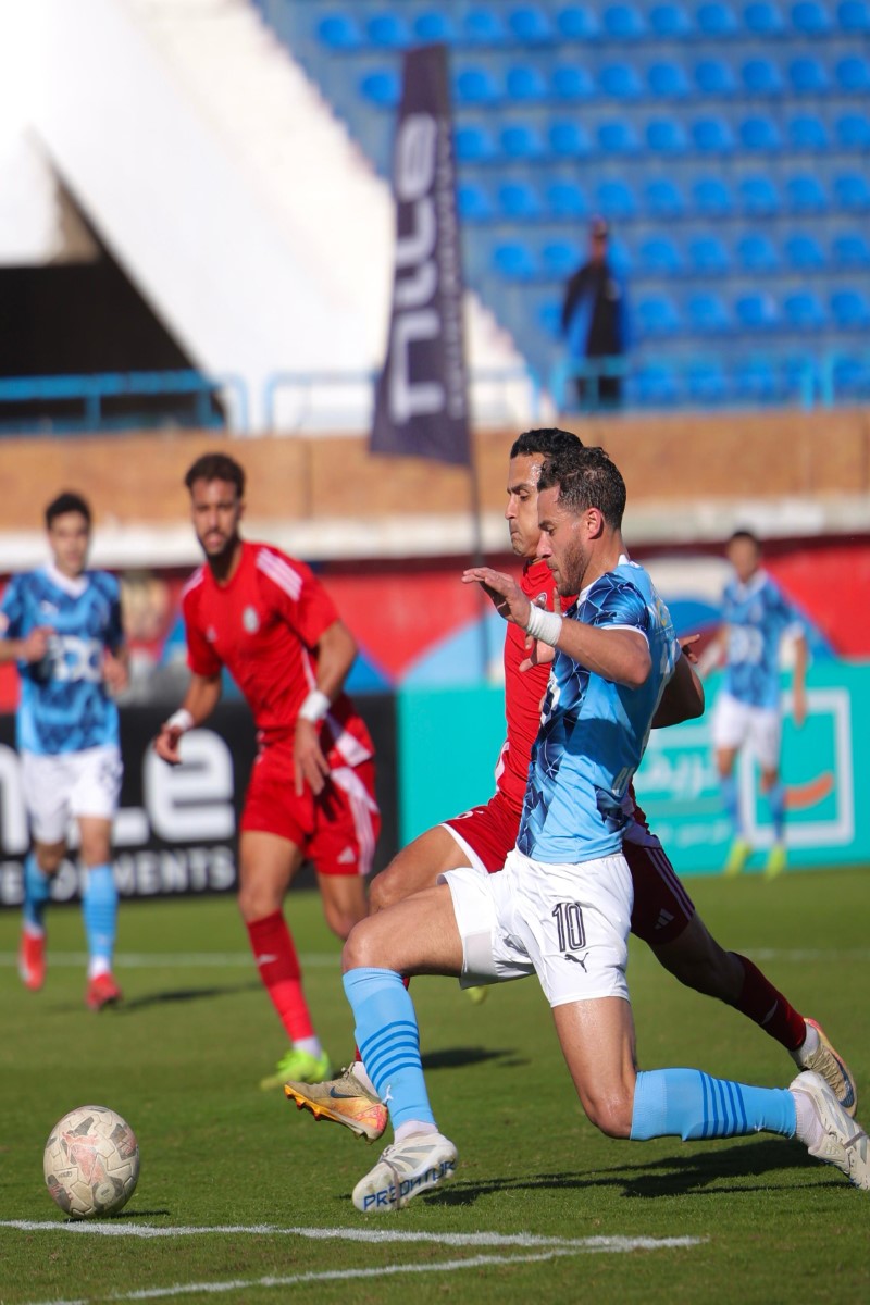 القنوات الناقلة لمباراة بيراميدز وحرس الحدود