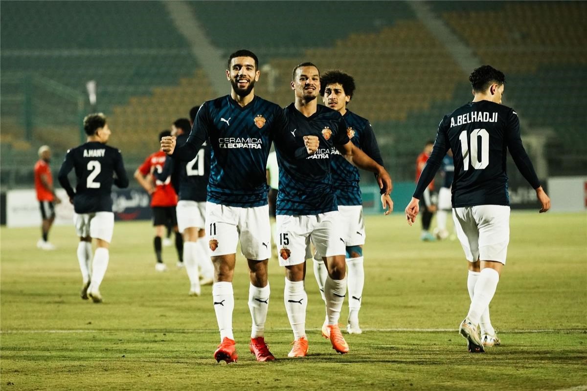 سيراميكا كليوباترا وطلائع الجيش