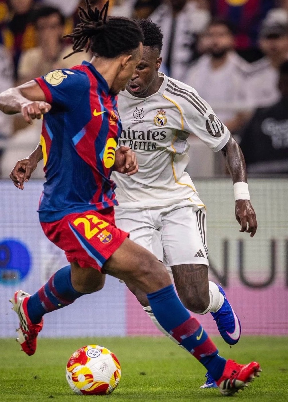 ريال مدريد و برشلونة 