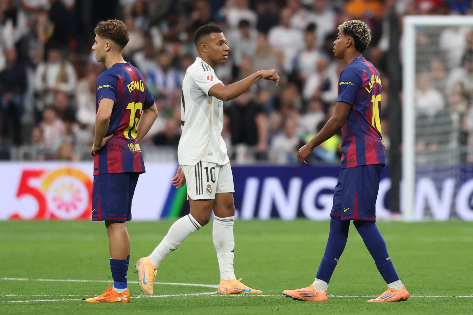 ريال مدريد و برشلونة 