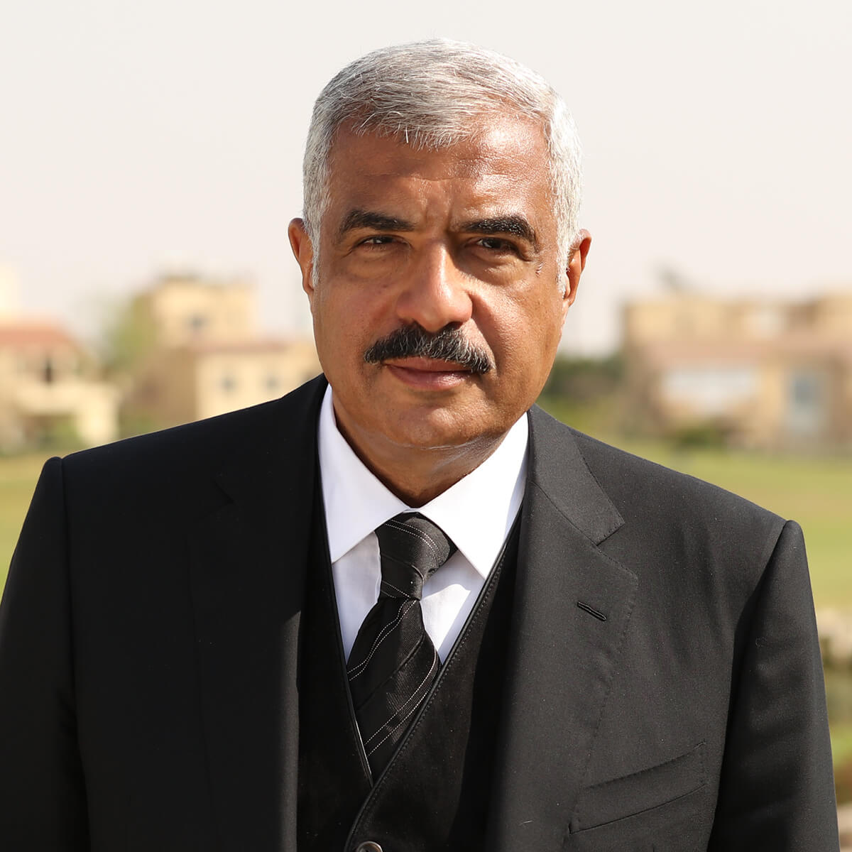 طلعت مصطفى 
